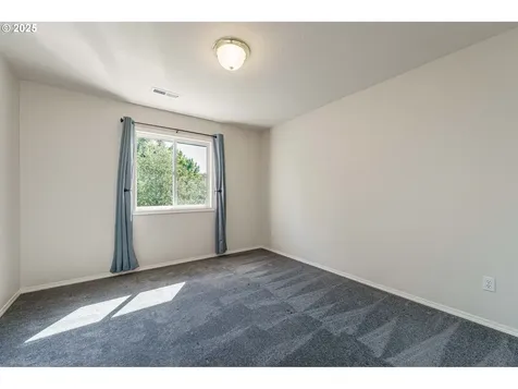 4709 NW 131st Street Vancouver WA 98685
