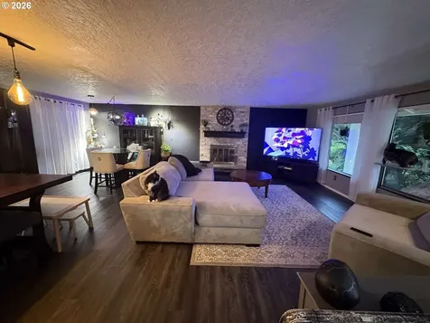 15984 S Brook Court Oregon City OR 97045