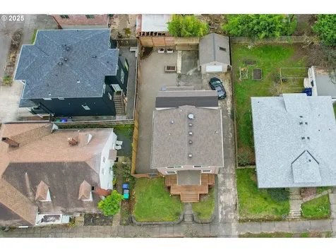 816 N Holland Street Portland OR 97217