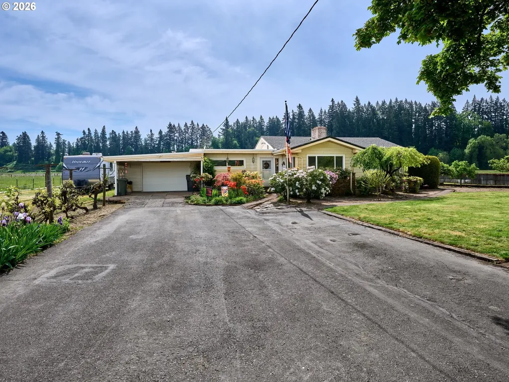 5724 S Anderson Road Aurora OR 97002