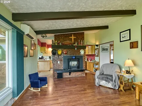 5724 S Anderson Road Aurora OR 97002