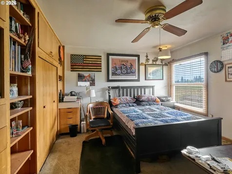 5724 S Anderson Road Aurora OR 97002