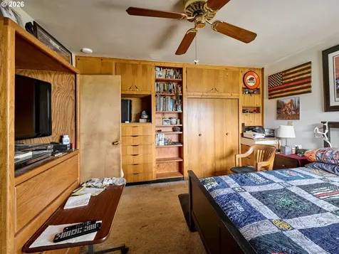 5724 S Anderson Road Aurora OR 97002