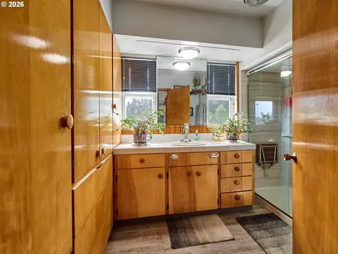 5724 S Anderson Road Aurora OR 97002