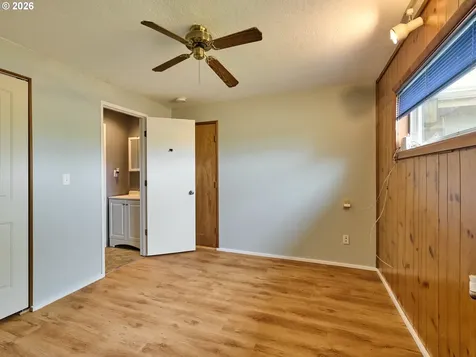 5724 S Anderson Road Aurora OR 97002