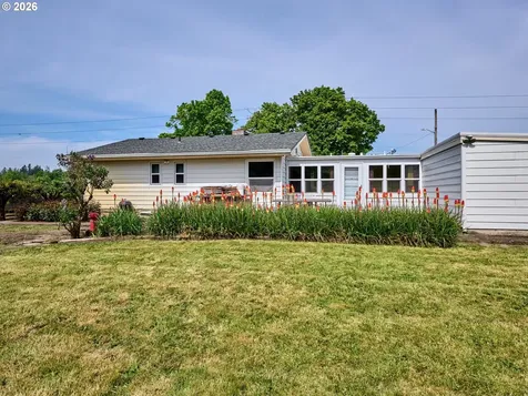 5724 S Anderson Road Aurora OR 97002