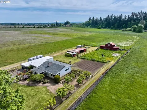 5724 S Anderson Road Aurora OR 97002