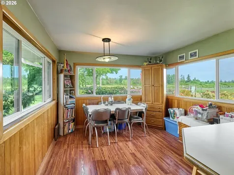 5724 S Anderson Road Aurora OR 97002