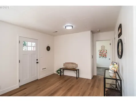 176 SE Hoover Avenue Roseburg OR 97470
