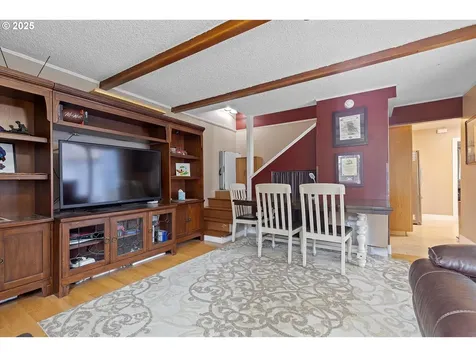 12425 SE Harold Street Portland OR 97236
