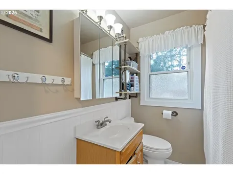 12425 SE Harold Street Portland OR 97236