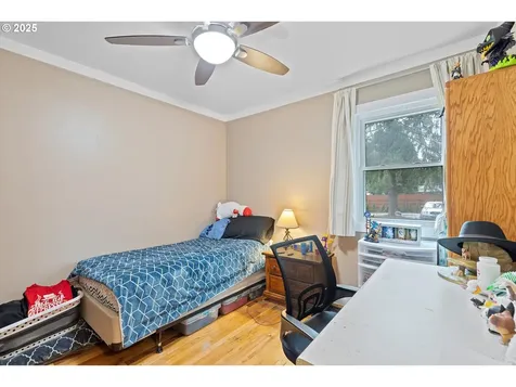 12425 SE Harold Street Portland OR 97236