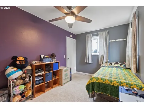 12425 SE Harold Street Portland OR 97236