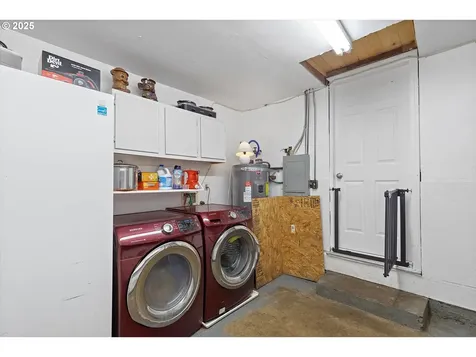 12425 SE Harold Street Portland OR 97236