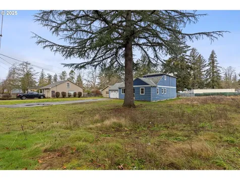 12425 SE Harold Street Portland OR 97236