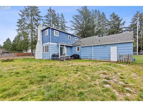 12425 SE Harold Street Portland OR 97236