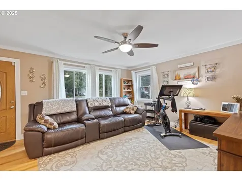 12425 SE Harold Street Portland OR 97236