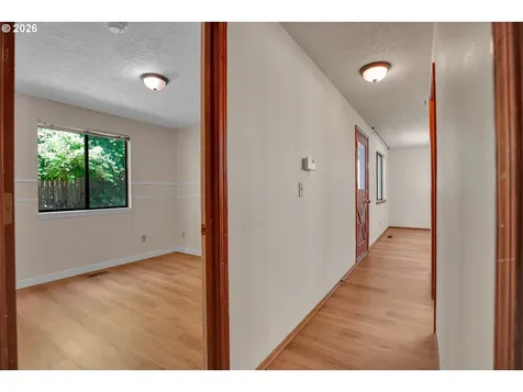 9703 SW 51st Avenue Portland OR 97219