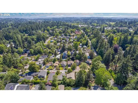 9703 SW 51st Avenue Portland OR 97219