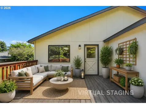 9703 SW 51st Avenue Portland OR 97219