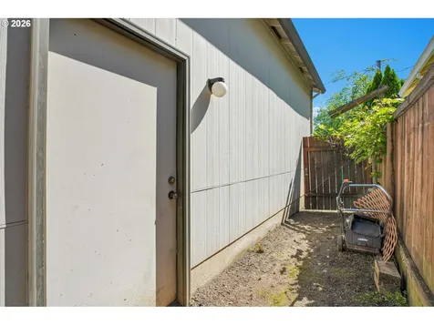 9703 SW 51st Avenue Portland OR 97219