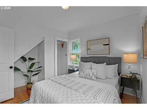 5630 SE Francis Street Portland OR 97206