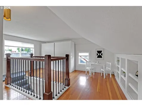 5630 SE Francis Street Portland OR 97206