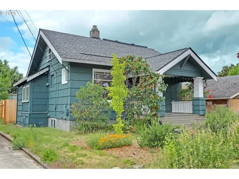 5630 SE Francis Street Portland OR 97206