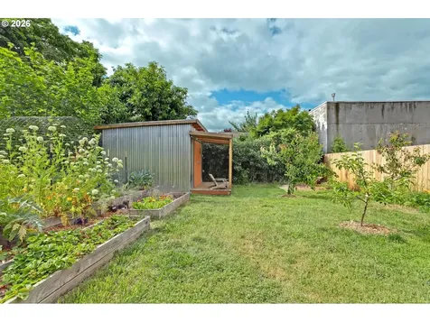 5630 SE Francis Street Portland OR 97206