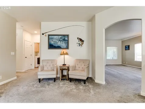 382 Naismith Boulevard Eugene OR 97404