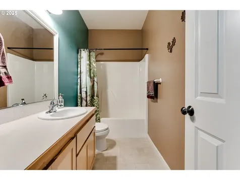 382 Naismith Boulevard Eugene OR 97404
