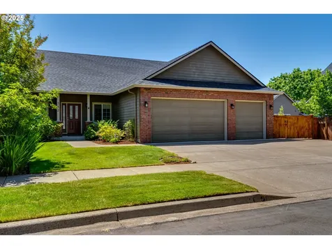 382 Naismith Boulevard Eugene OR 97404