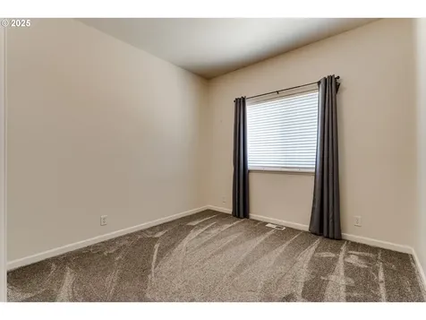 382 Naismith Boulevard Eugene OR 97404
