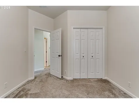 382 Naismith Boulevard Eugene OR 97404