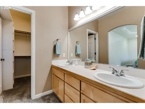 382 Naismith Boulevard Eugene OR 97404