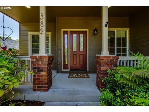 382 Naismith Boulevard Eugene OR 97404