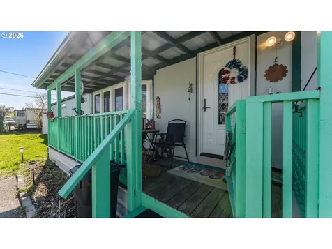 91323 Sandstone Lane Coos Bay OR 97420