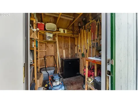 91323 Sandstone Lane Coos Bay OR 97420