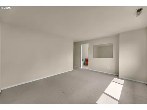2221 NW 138th Street Vancouver WA 98685