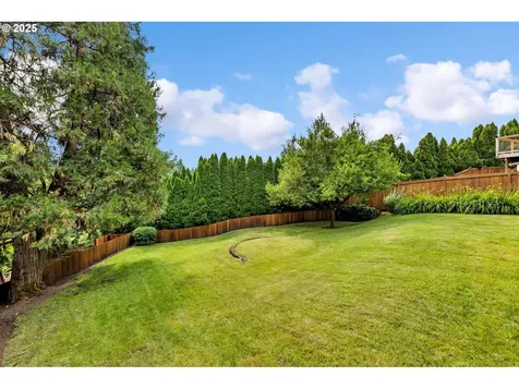 2221 NW 138th Street Vancouver WA 98685
