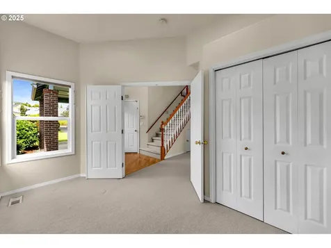 2221 NW 138th Street Vancouver WA 98685