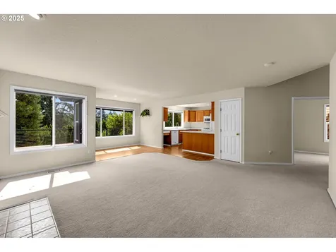 2221 NW 138th Street Vancouver WA 98685