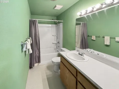 12310 NE 32nd Street Vancouver WA 98682