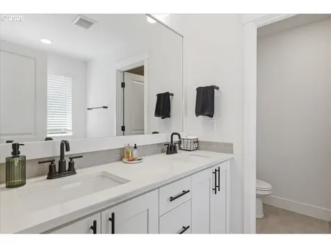 8525 N 1st Street Ridgefield WA 98642