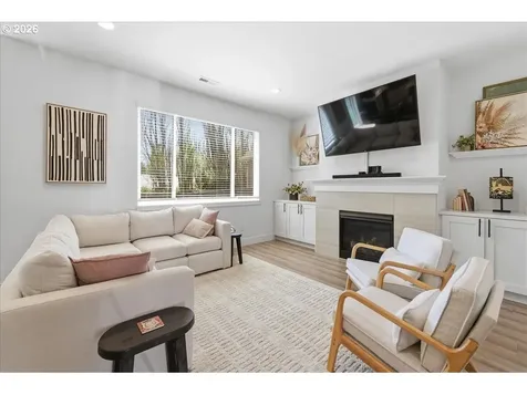 8525 N 1st Street Ridgefield WA 98642