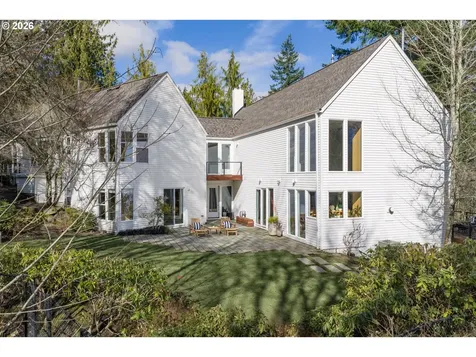 7616 NW Thompson Road Portland OR 97229