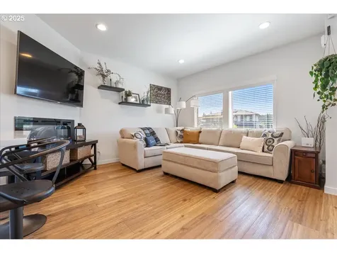 16615 SE Sunshower Place Happy Valley OR 97086