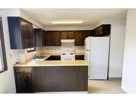 5520 SE Colony Circle Milwaukie OR 97267