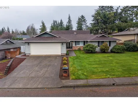 1270 Ford Lane North Bend OR 97459