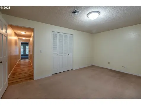 1270 Ford Lane North Bend OR 97459